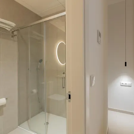 Aparthotel Dorm4you Arena Plaza Valencia
