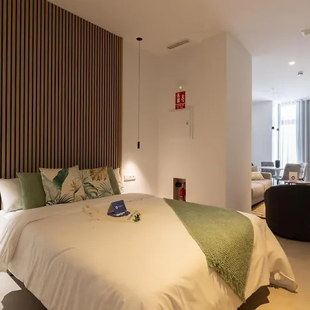Dorm4you Arena Plaza Aparthotel 3*