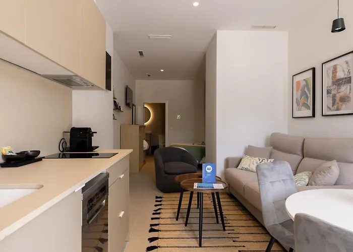 Dorm4you Arena Plaza Apartahotel 3*